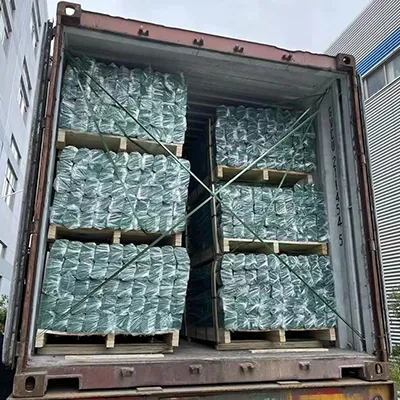 Carga de contenedores de fleje precortado